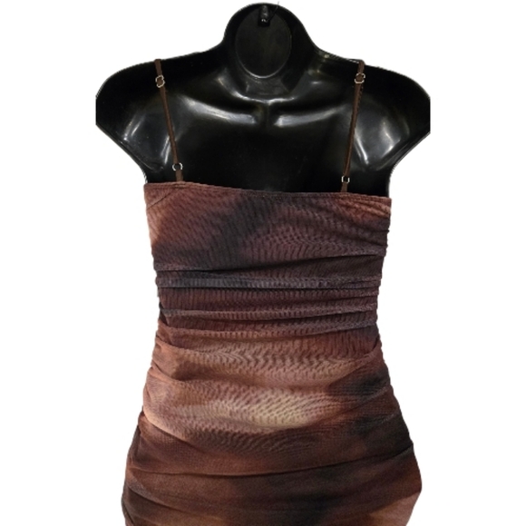 Abstract Babe Ruched Mesh Midi Dress - Picture 4 of 5